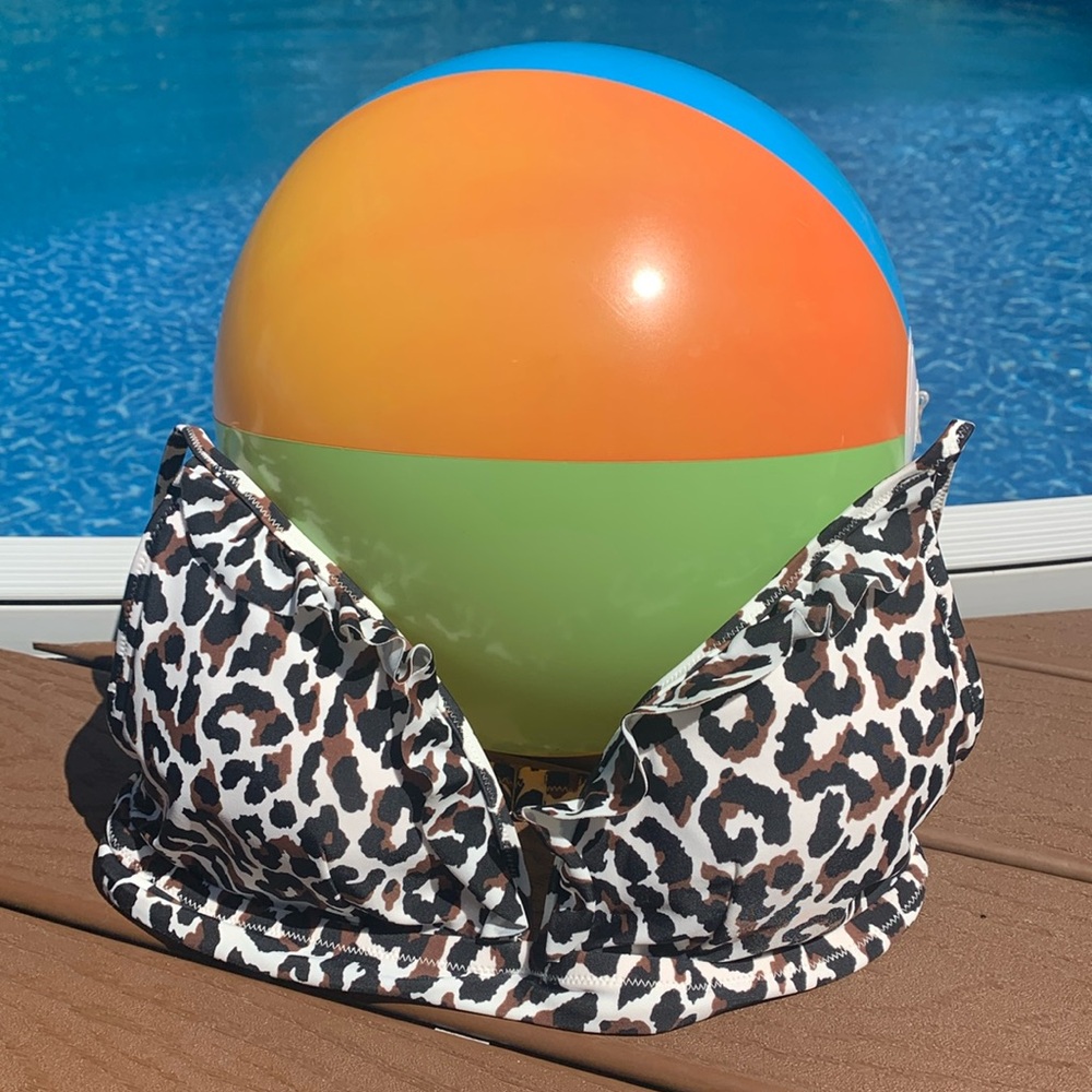 J.Crew NWT “Leopard ruffle french bikini top”Size M NEW style BG230 light lining - Picture 5 of 17